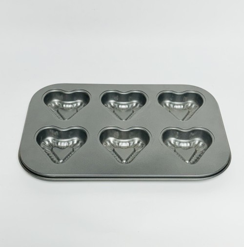 6 Cavity Heart Muffin Tray - BNBA
